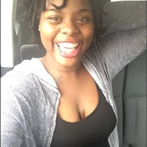 Meet your Posher, Christie